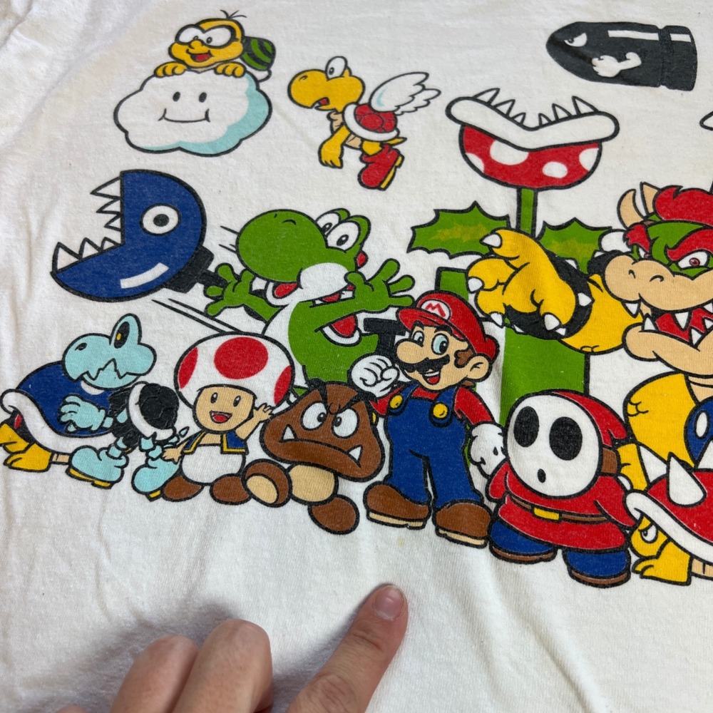 Nintendo Super Mario Bros Graphic shirt Men Large White Retro Character Print - Picture 3 of 13